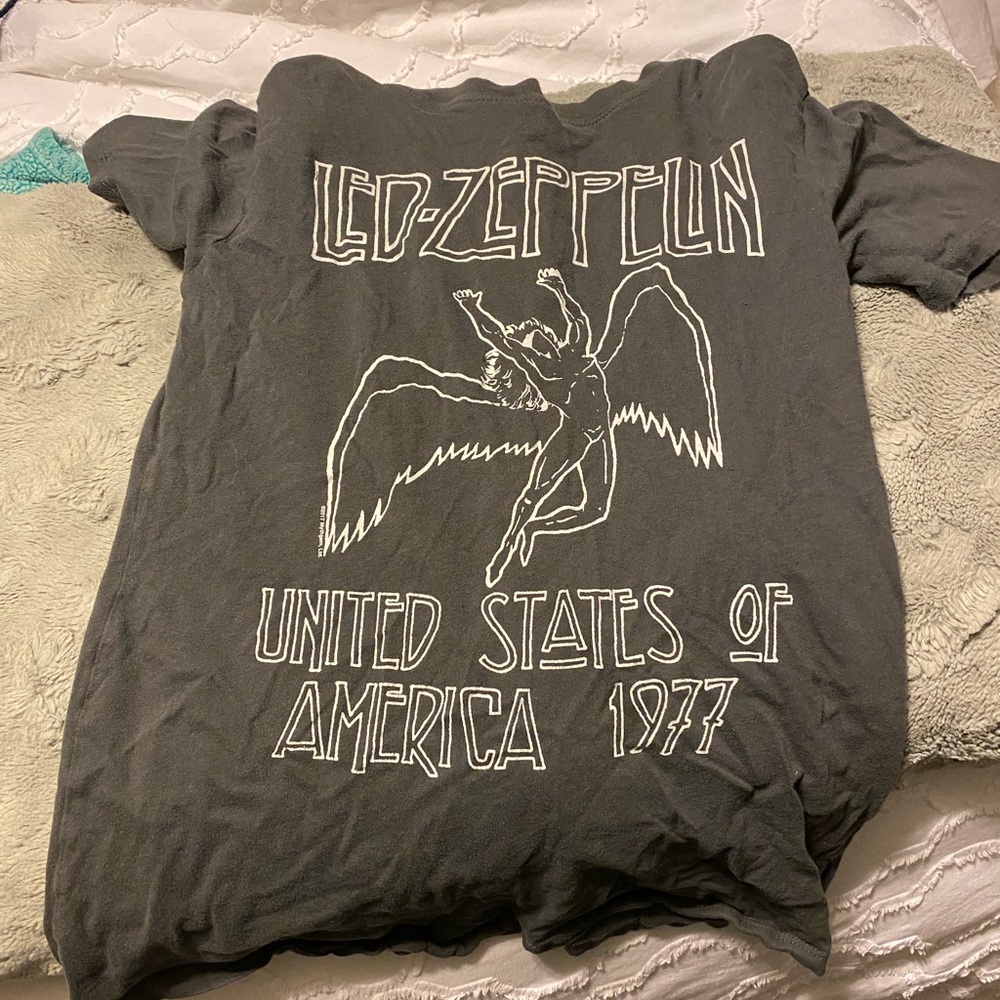 Led Zeppelin shirt